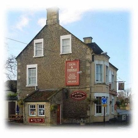 Lion And Fiddle Hotel Trowbridge Exterior foto