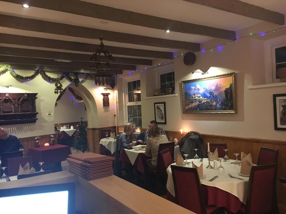 Lion And Fiddle Hotel Trowbridge Exterior foto